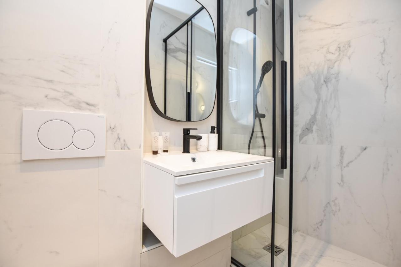 Cmg Michel Bizot / Trousseau Lägenhet Paris Exteriör bild